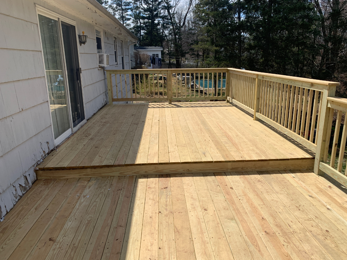 We rebuild decks that are safe, great looking and last a long time