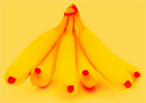 3-step (re)branding, large bunch of ripe bananas