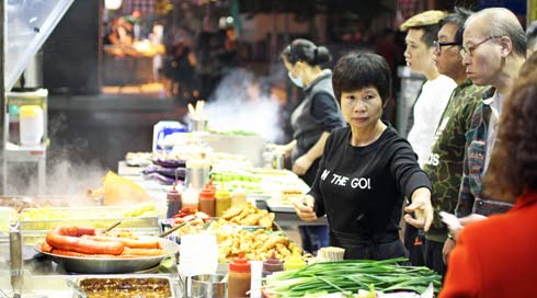 Sham Shui Po Food Tour - Eating Adventures