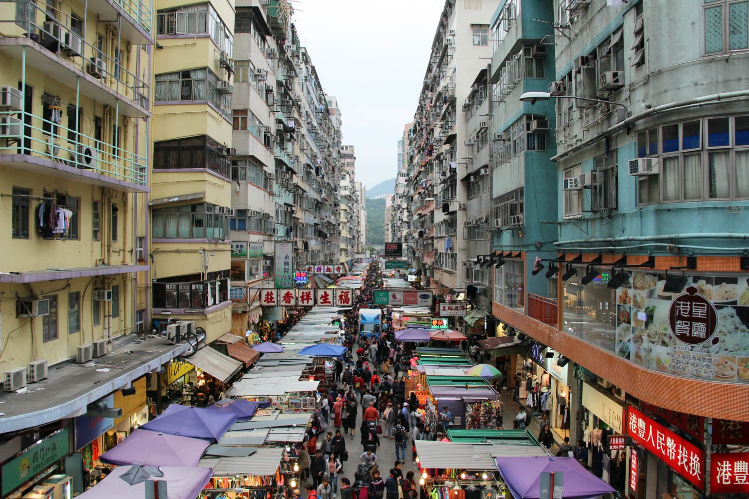 Canton Road / Dundas Street Sitting-Out Area - Hong Kong Travel