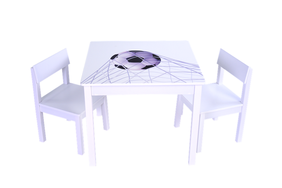 שולחן ילדים עם ציור של כדורגל, כולל שני כסאות.צבע לבן. מושלם עבור הילד.