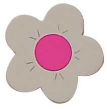 ידית עץ צורה של  פרח בצבע  שמנת עם עיגול בצבע פוקסיה לארון ילדים